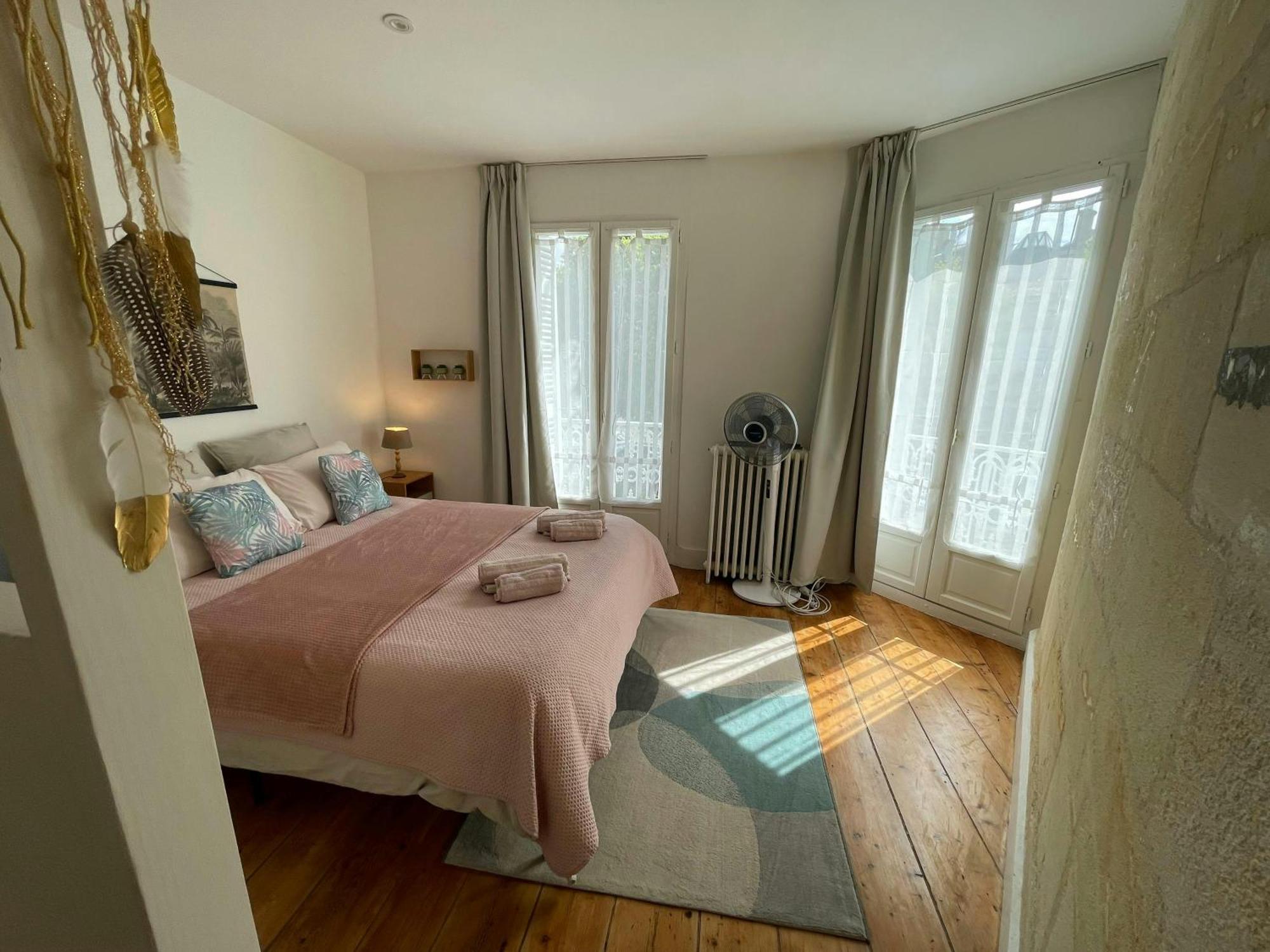 Ambiance zen à proximité de Saint Emilion Apartamento Libourne Exterior foto